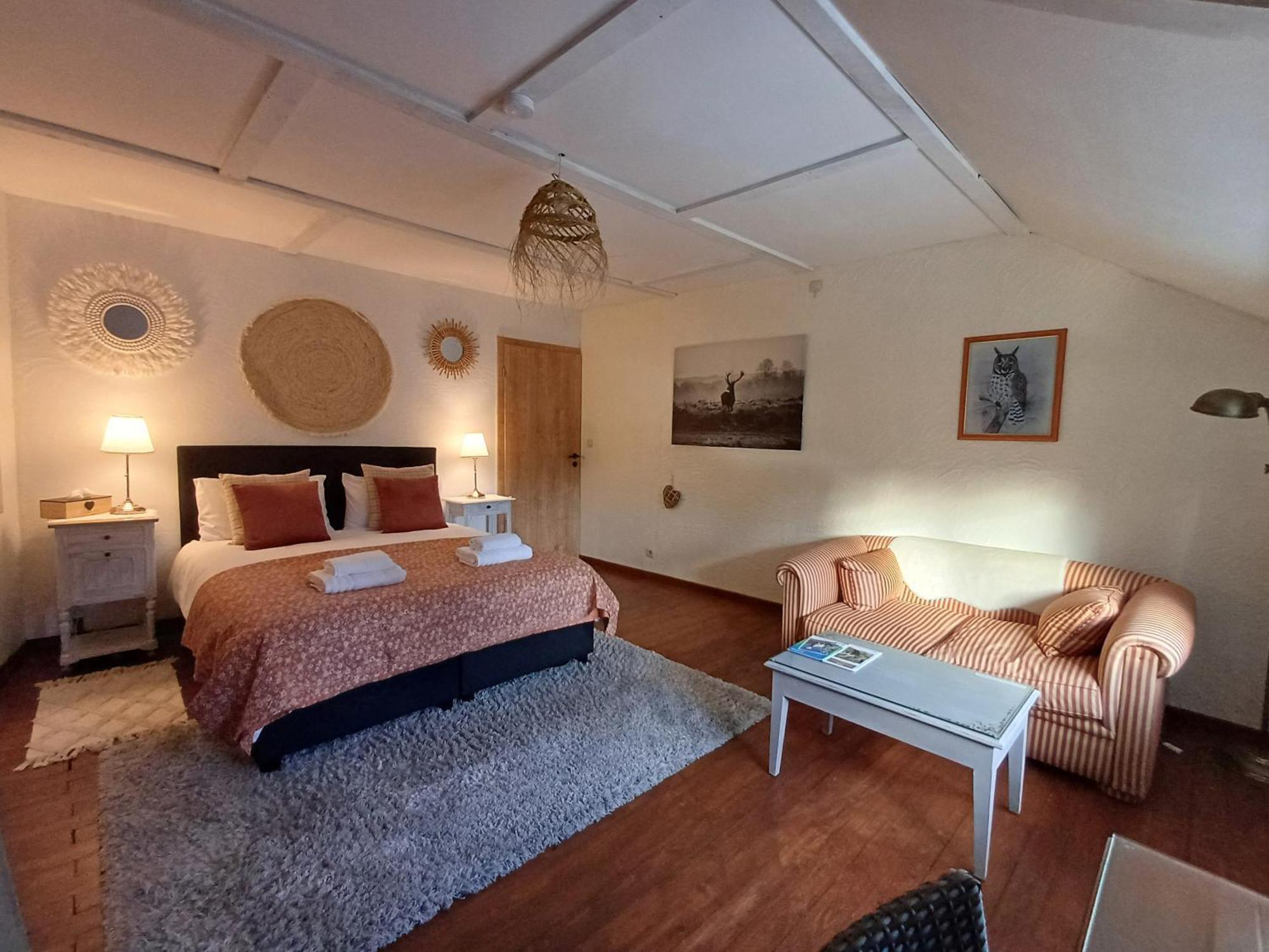 Les Gabelous - Chambre D'Hotes - Viroinval Dourbes Exterior foto